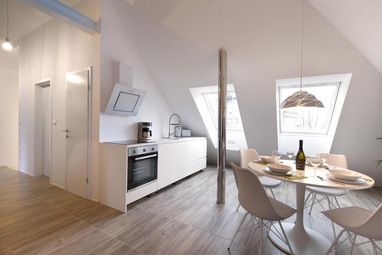 Flex Apartments Tour As Λιουμπλιάνα Εξωτερικό φωτογραφία